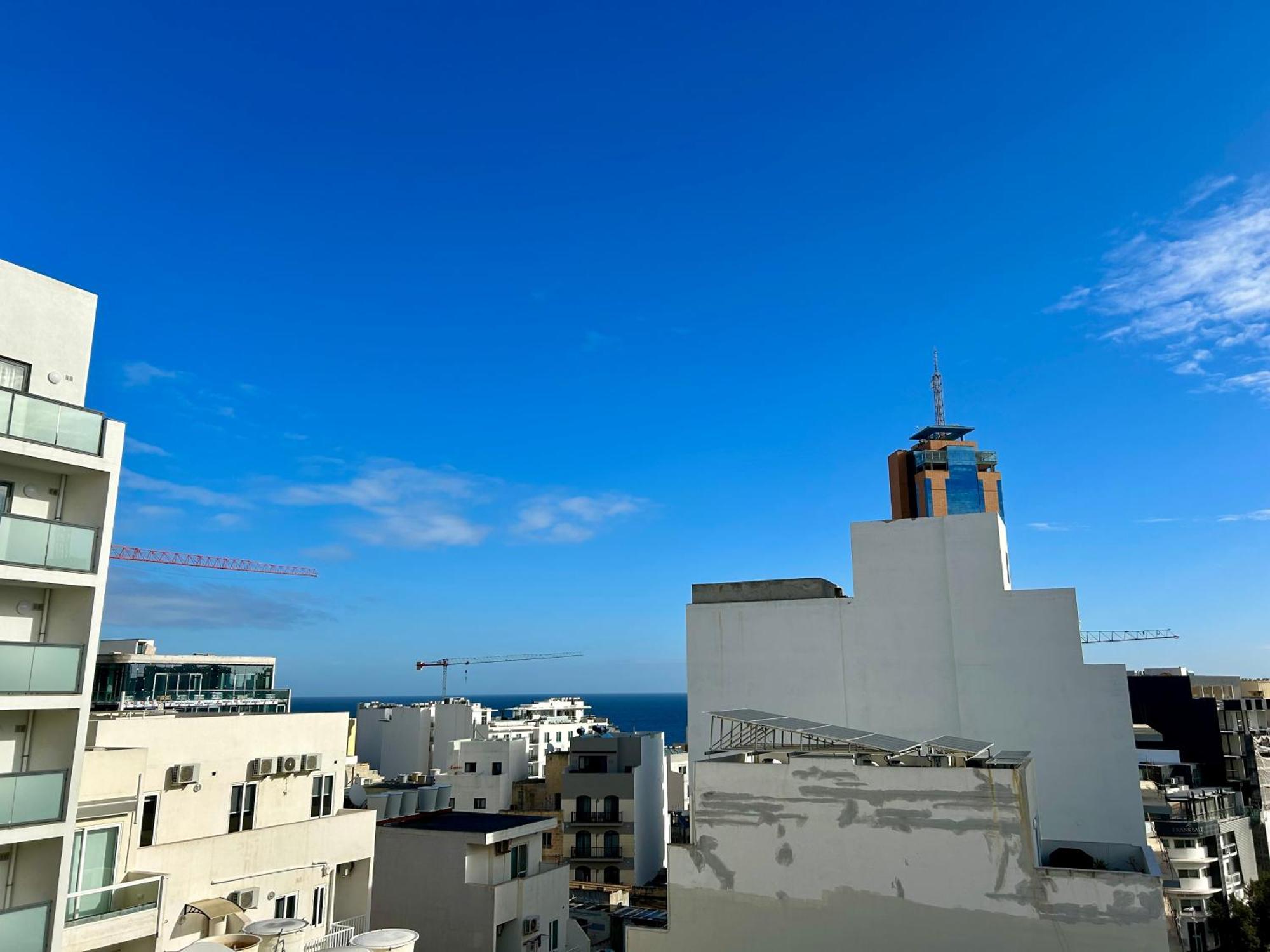 Отель Malta Paradise Central Accomodation Сент Джулианс Экстерьер фото